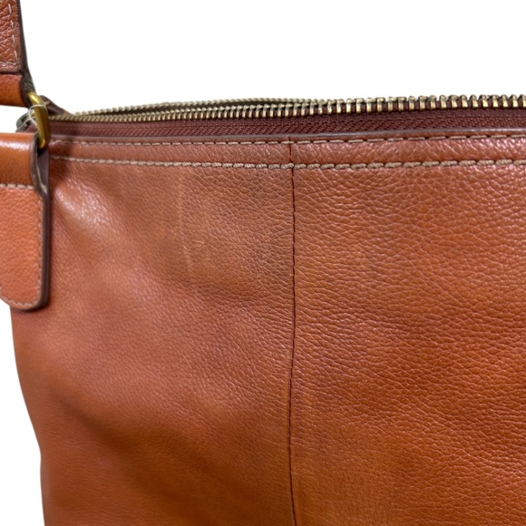 4/$20 Fossil Aida Small Crossbody Bag Brown Leather – Adjustable Strap - Picture 8 of 14